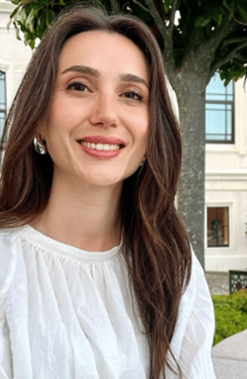 Dilara Profile Image