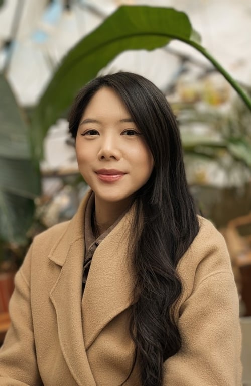 Angela Profile Image